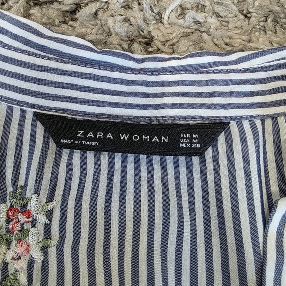 Zara Blue and White Striped Blouse with Floral Embroidery Size Medium - Picture 4 of 8
